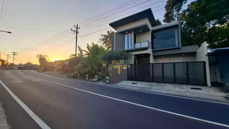 dijual rumah sinduharjo