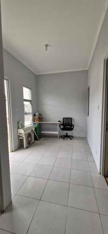 dijual rumah srimaya residence