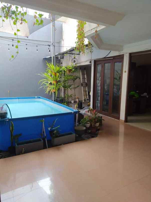 dijual rumah taman sepat kebgusan