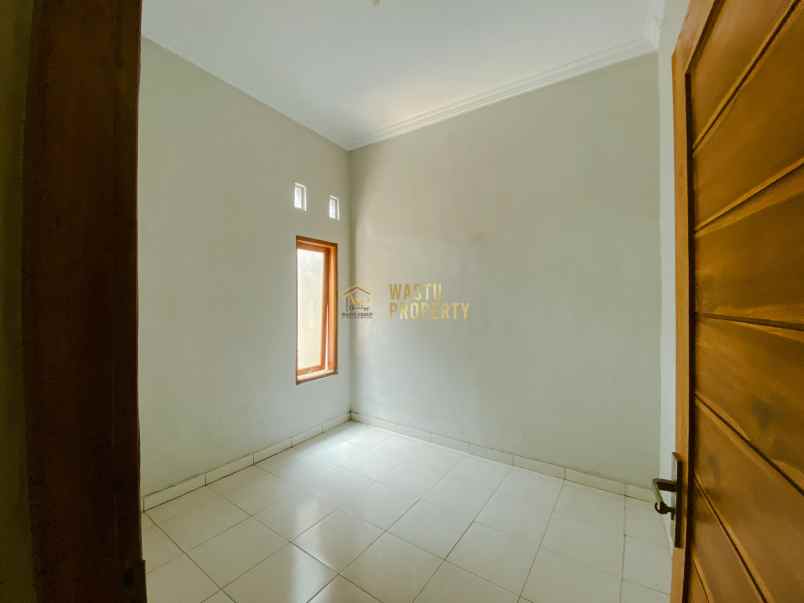 dijual rumah tamanmartani kalasan