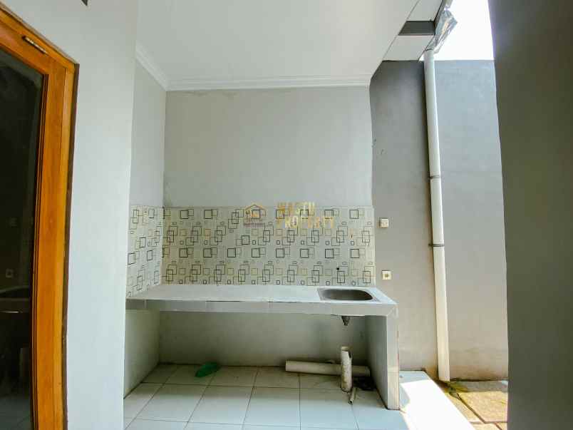 dijual rumah tamanmartani kalasan