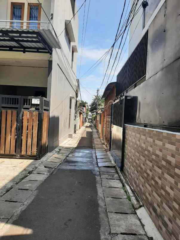 dijual rumah tanjung duren