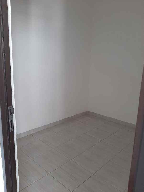 dijual rumah tanjung duren