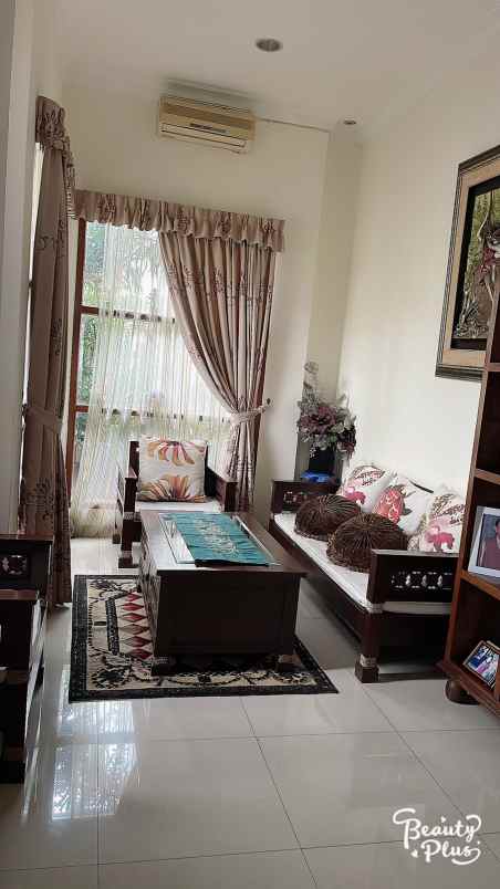 dijual rumah tebet timur