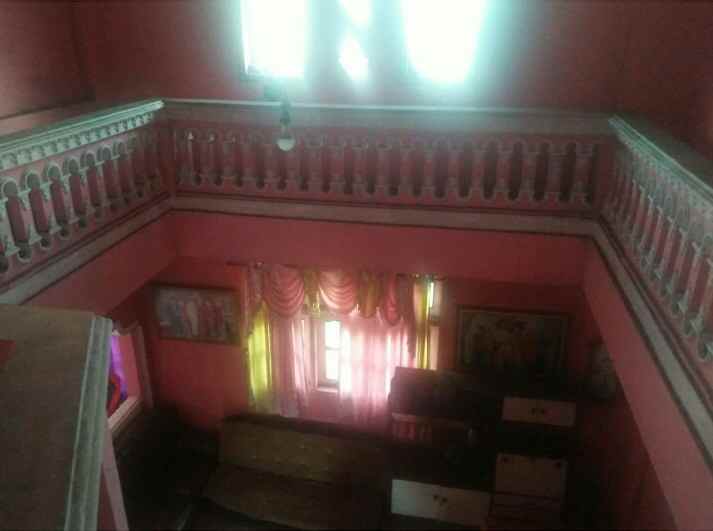 dijual rumah tepi jalan raya kraton