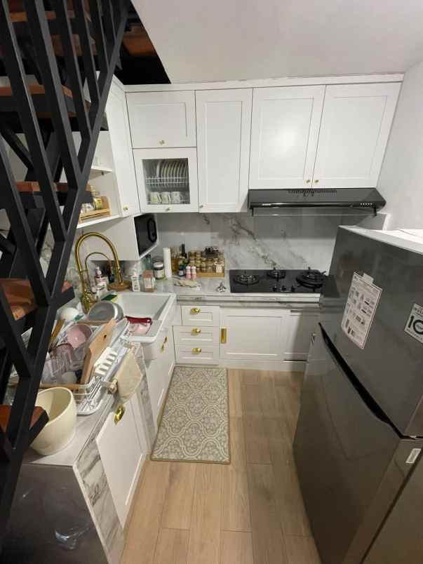 dijual rumah terawat lokasi di serpong garden