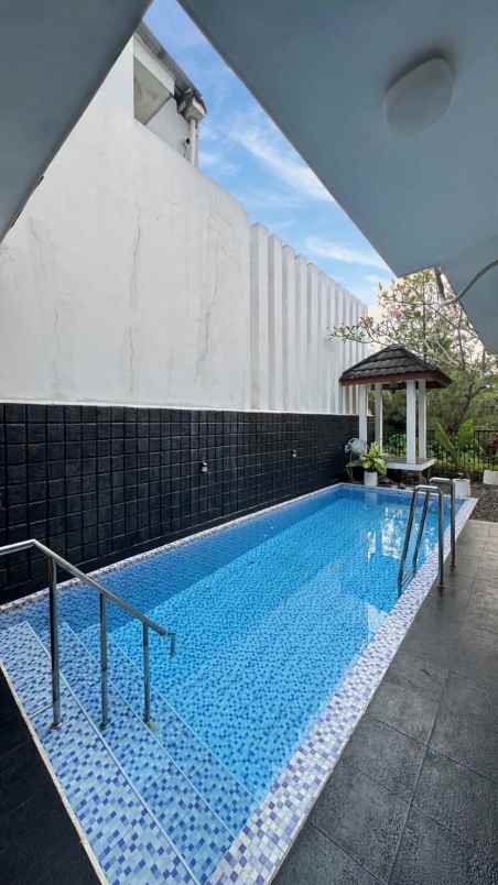 dijual rumah the riverville