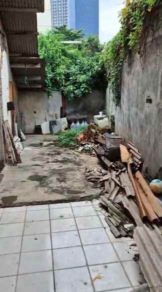 dijual rumah tomang