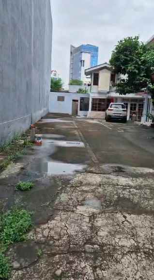 dijual rumah tomang