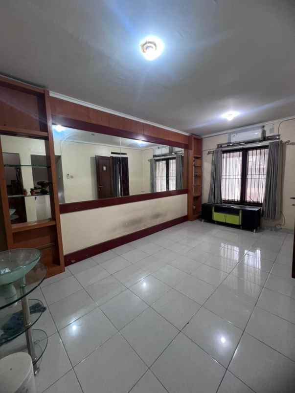 dijual rumah townhouse balleza antapani