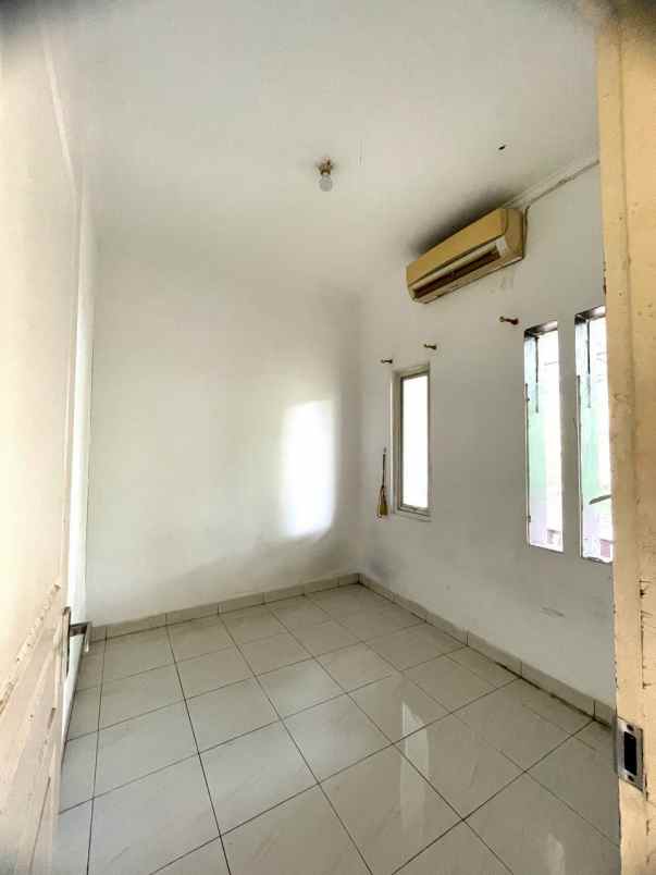 dijual rumah ujung berung