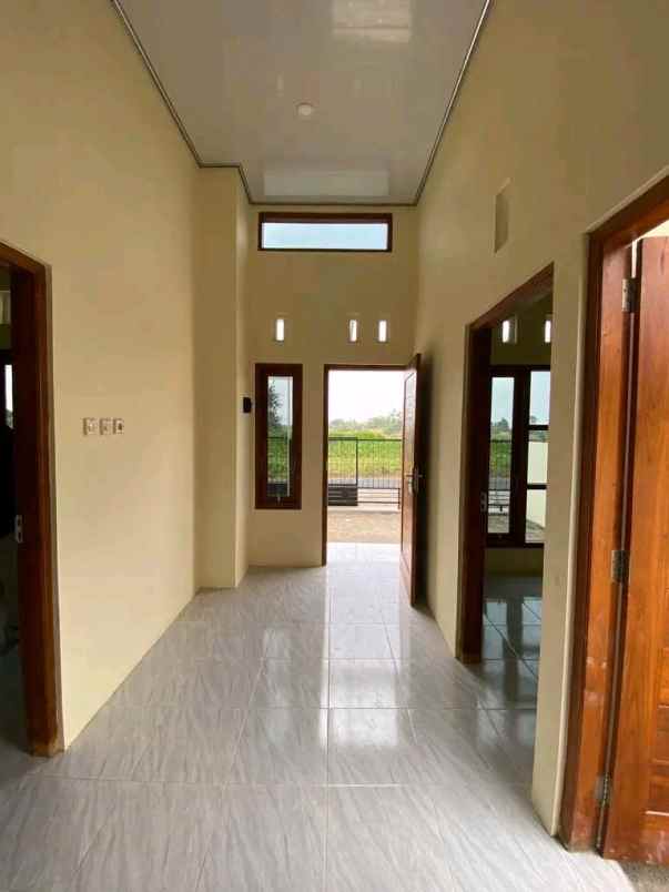 dijual rumah utara candi prambanan