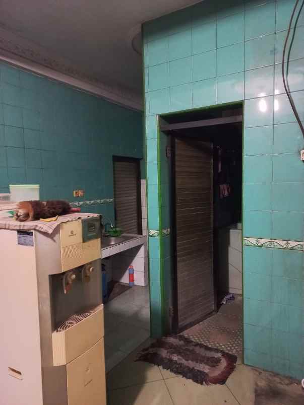 dijual rumah warugunung