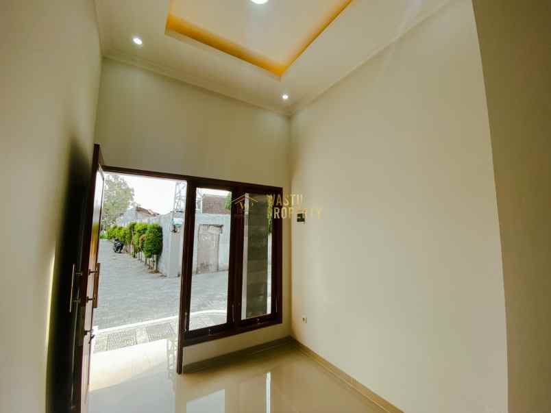 dijual rumah wedomartani kec ngemplak