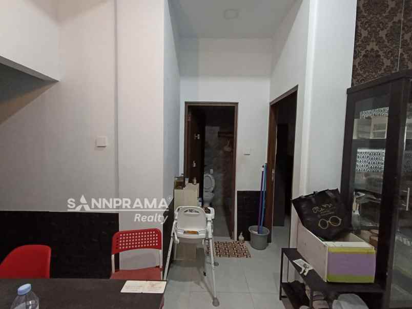 dijual rumah willa depok asri depok