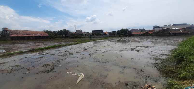 dijual tanah cipamokolan kolot