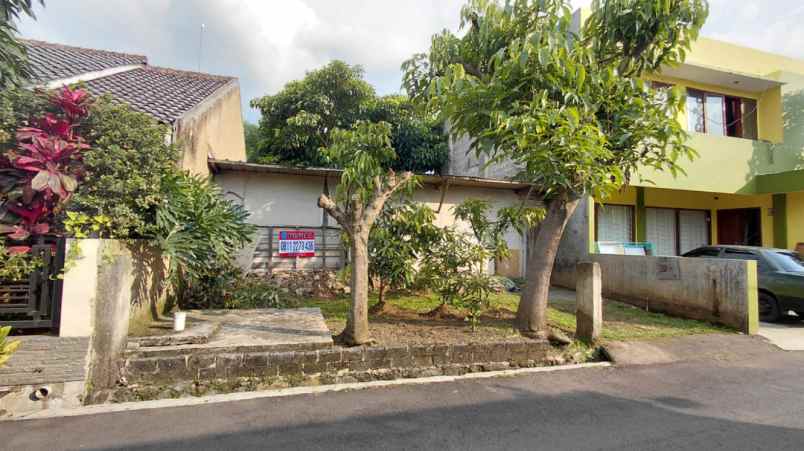 dijual tanah cisangkan