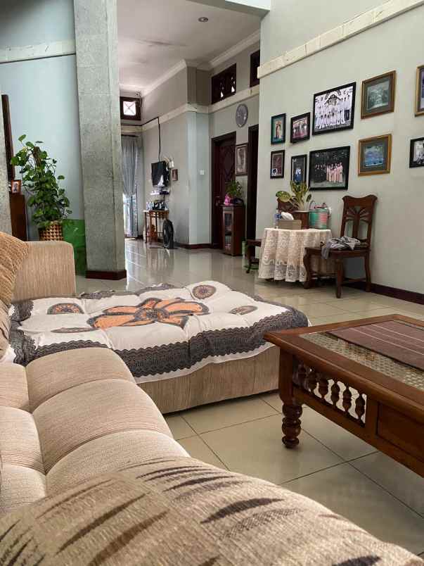 dijual tanah dauh puri klod