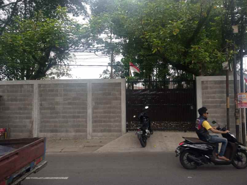 dijual tanah jl cipamokolan raya riung