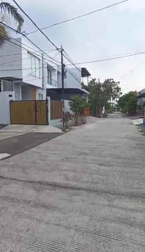 dijual tanah jl krakatau karang timur