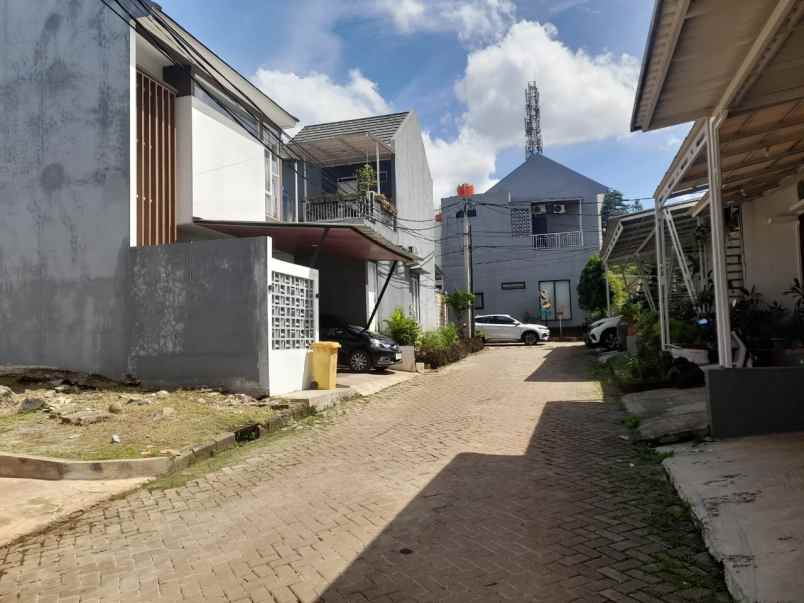 dijual tanah jl wibawa mukti komplek