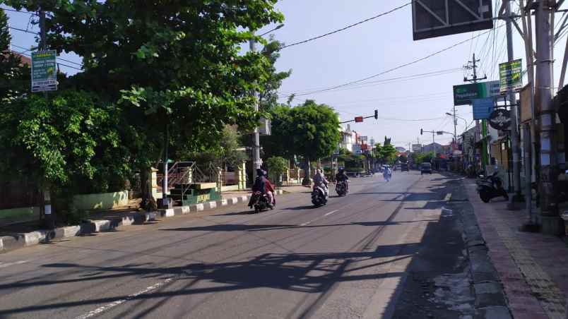 dijual tanah jl wora wari baciro kec