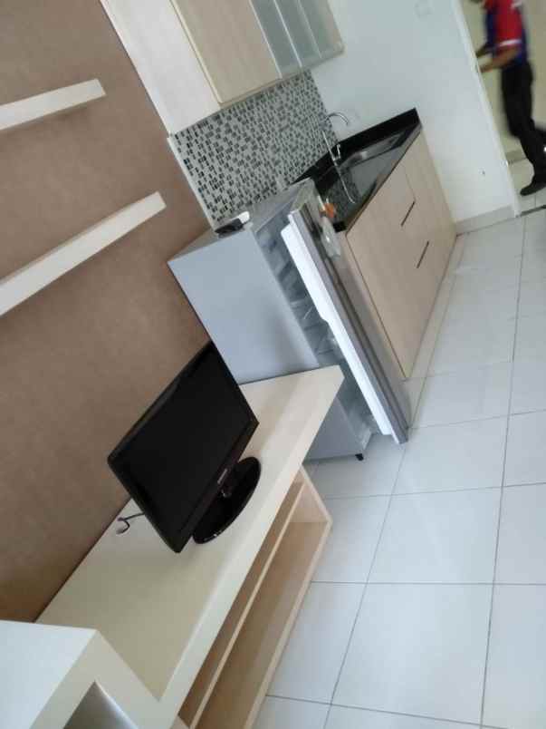 dijual uc apartemen tower berkeley