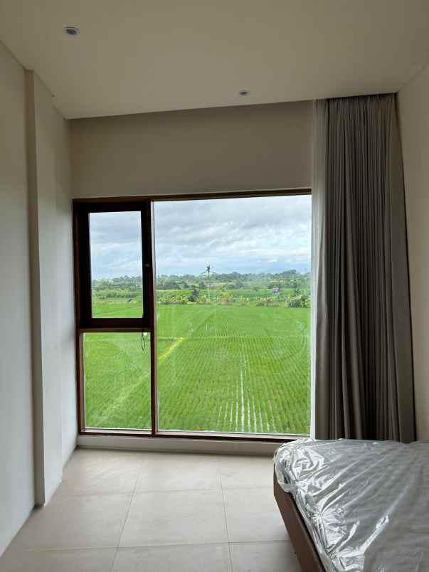 dijual villa jl raya munggu munggu kec