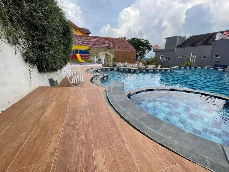 dijual villa villa blessing hills cipanas