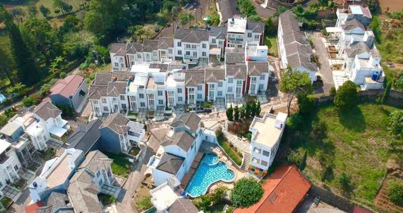 dijual villa villa blessing hills cipanas