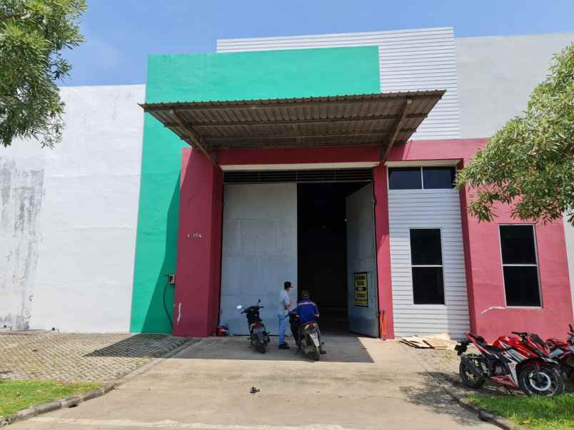disewakan gudang manyar mas karimun gresik