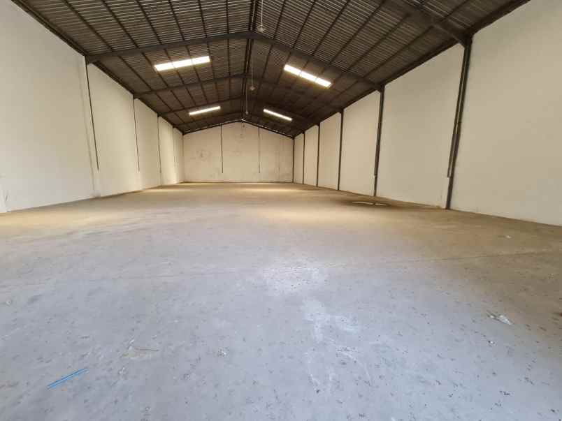 disewakan gudang manyar mas karimun gresik