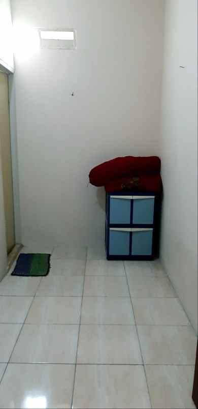 disewakan kost jl h naim rt 006 002