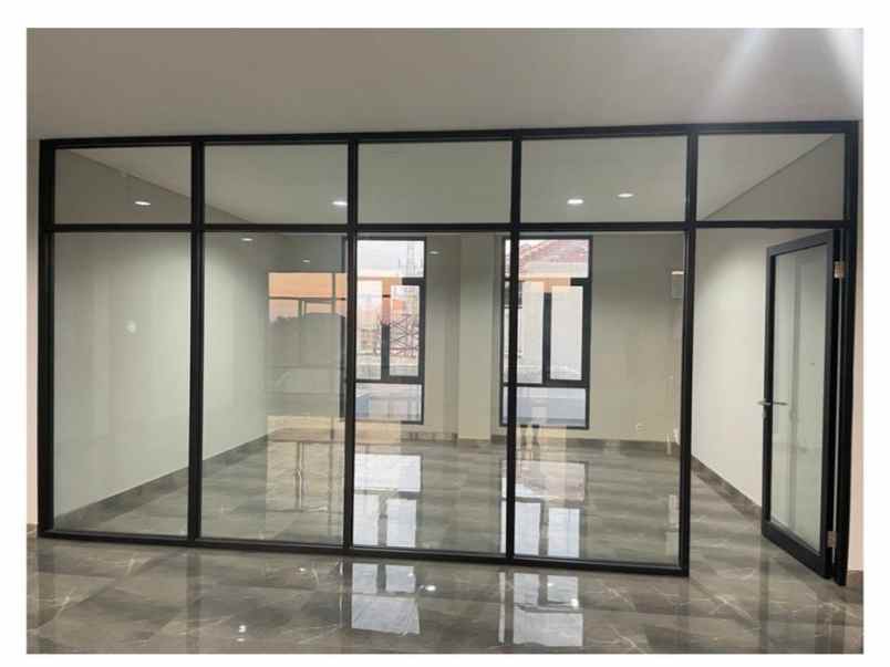 disewakan ruko gudang kantor manyar