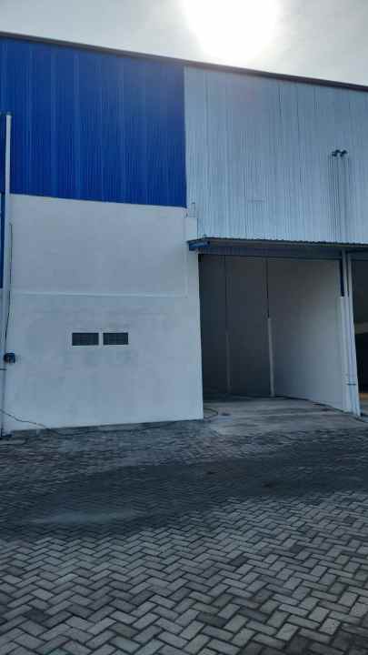 disewakan ruko gudang kantor nambangan