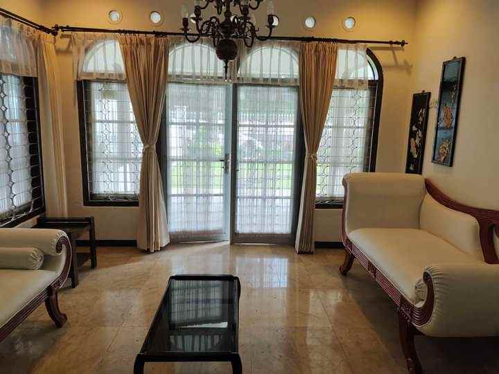 disewakan rumah cipaku