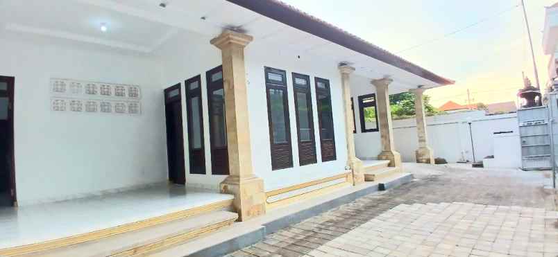 disewakan rumah dan kantor di sanur denpasar bali