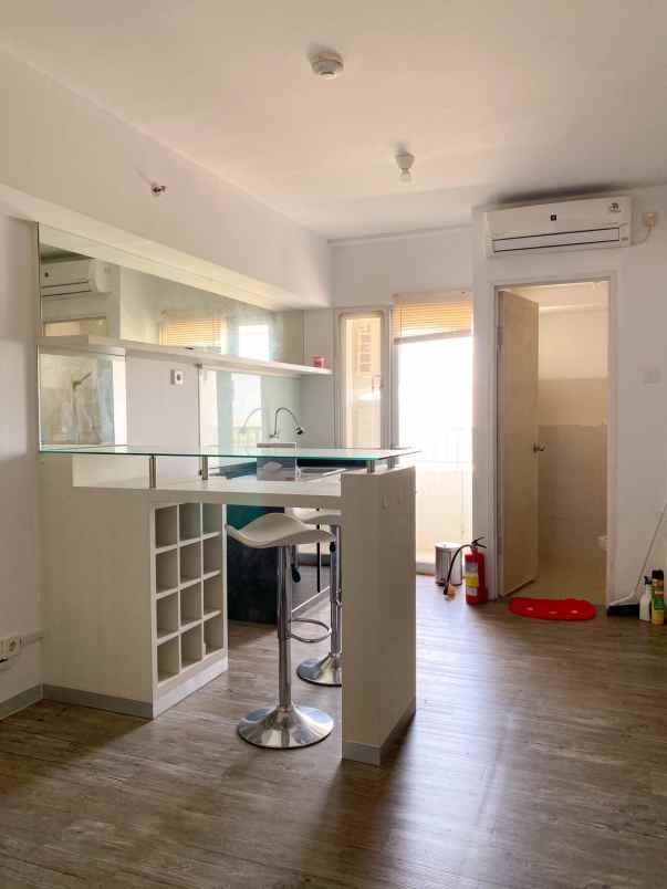 disewakan rumah educity harvard