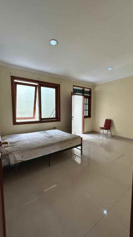 disewakan rumah janur elok kelapa gading