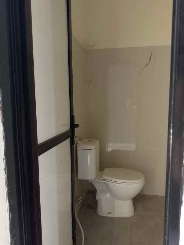 disewakan rumah jl pilar sukatani no 2