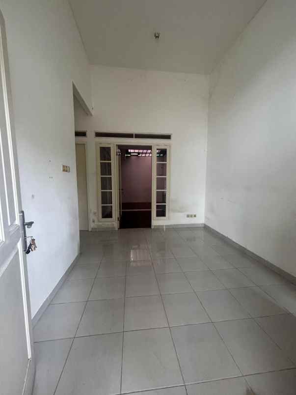 disewakan rumah jl wr supratman h saiyan