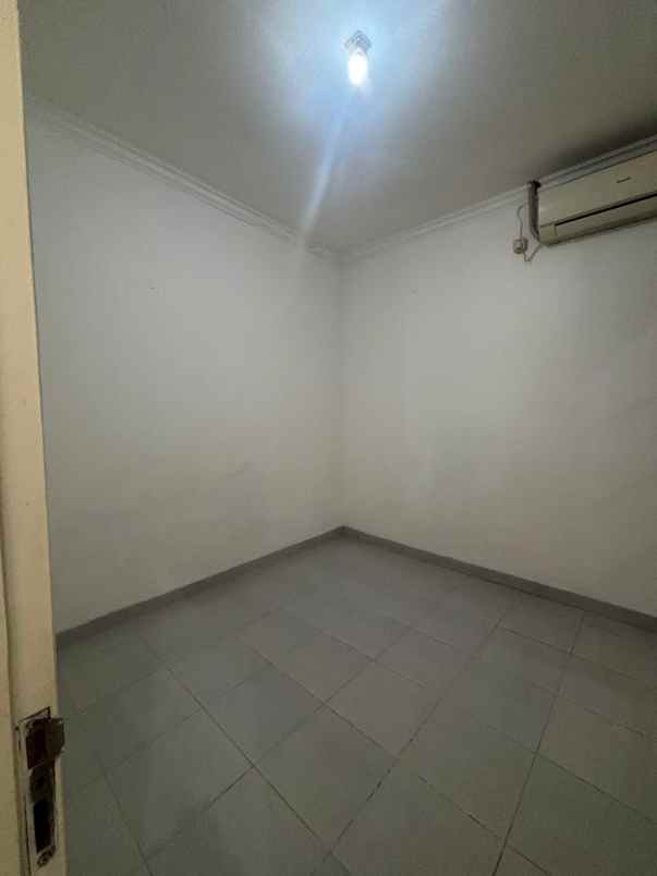 disewakan rumah jl wr supratman h saiyan