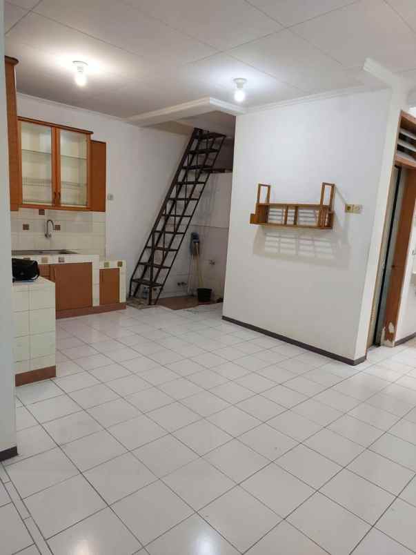 disewakan rumah kelapa gading