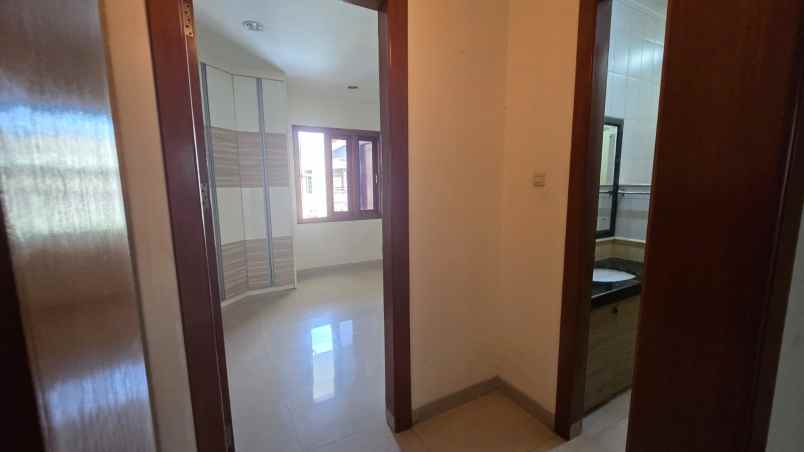 disewakan rumah kelapa gading