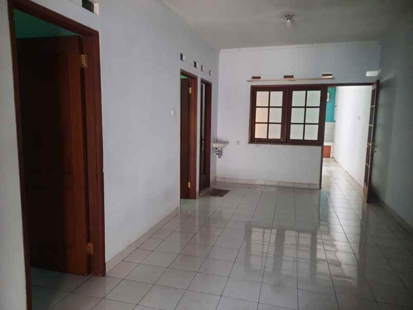 disewakan rumah komplek setra dago