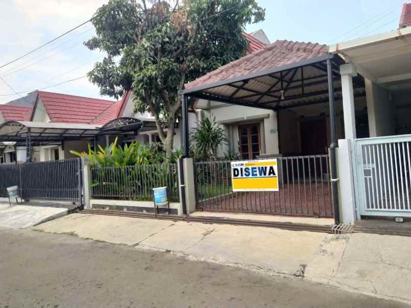 disewakan rumah komplek setra dago