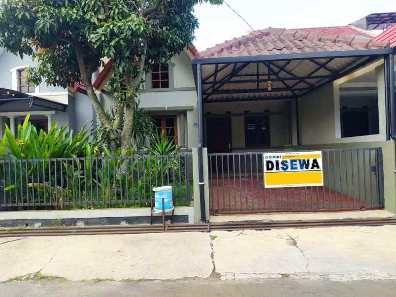 disewakan rumah komplek setra dago
