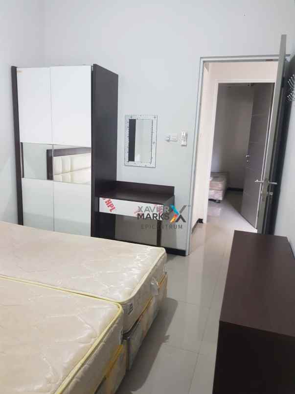 disewakan rumah sukolilo dian regency 2 furnished