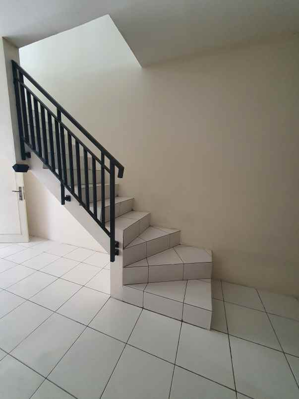 disewakan rumah talaga bestari cluster the