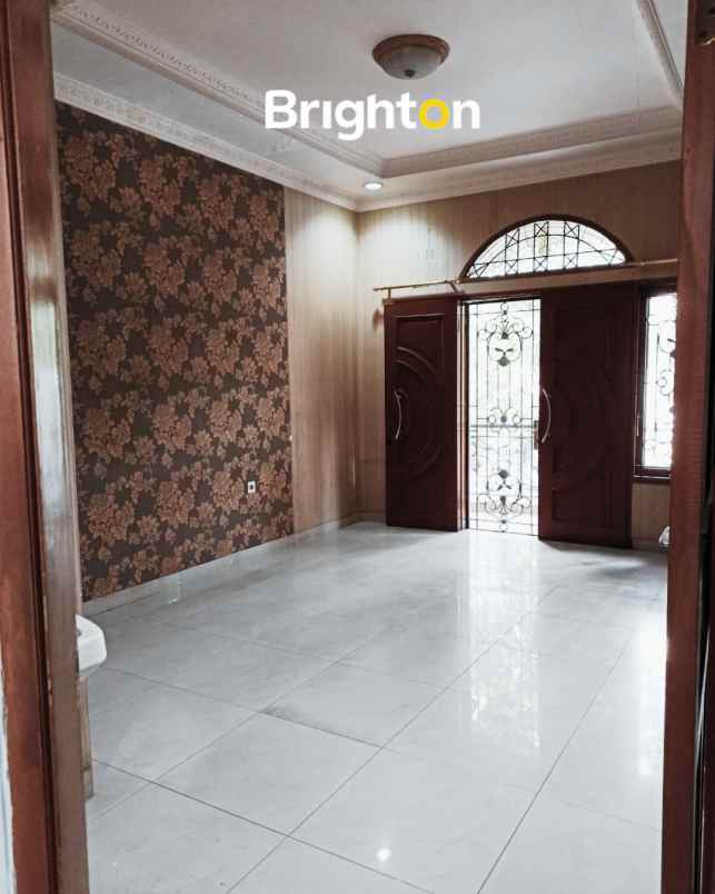 disewakan rumah tanjung duren barat